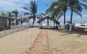 Casa A Pie De Playa Isla De La Piedra